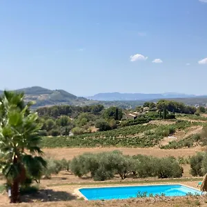 Appartement Neuf Rez De Jardin 45 M2 Vue Et Vignes 10 Mn Des Plages, Le Beausset